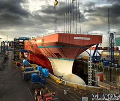 英國炫耀最新航母建造技術超越美國 