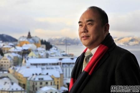 梁小雷，重新出山“逆風領航”