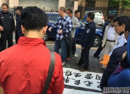 STX大連首次拍賣(mài)為何流拍？ 