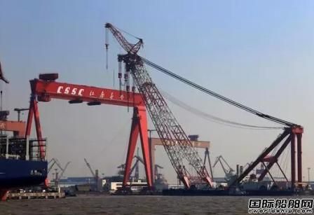 江南造船1600噸龍門吊正式交機