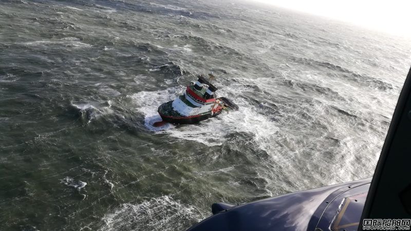 一艘散貨船北海海域擱淺