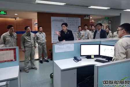 吳強赴外高橋造船調研郵輪準備工作