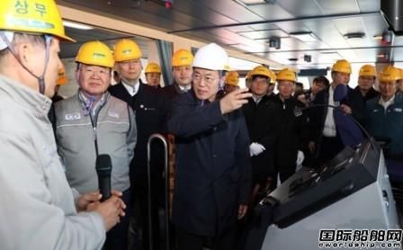 文在寅新年首次外出視察船廠力挺造船業
