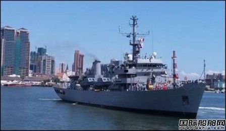 印度海軍測量船在毛里求斯開展水道測量