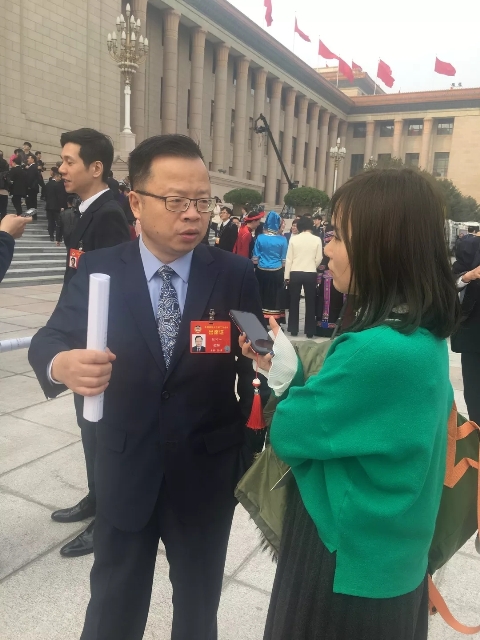 胡可一：“機器替人”不等于智能制造