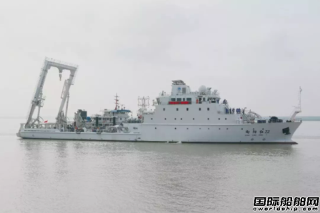 武船集團(tuán)一船離廠一船下水