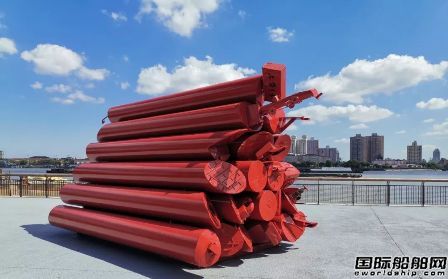 上海船廠“上帶一號” 帶纜艇化身藝術(shù)品落座楊浦濱江