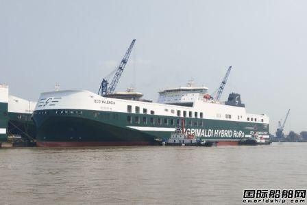 揚州海事一周內連續維護5艘新造船出塢下水