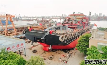 東莞現代船舶建造華南地區最大挖泥船下水
