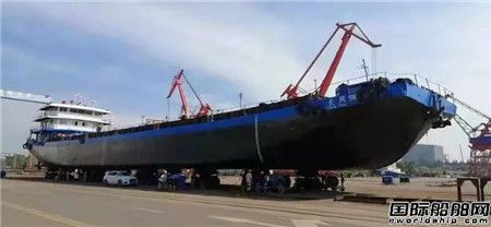 青山船廠一船下水一船交付