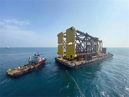 “振華34”輪完成印尼至卡塔爾半潛運(yùn)輸項(xiàng)目