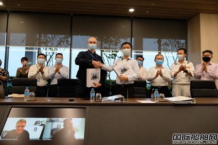 延期5年！全球首艘第八代超深水鉆井船正式交付