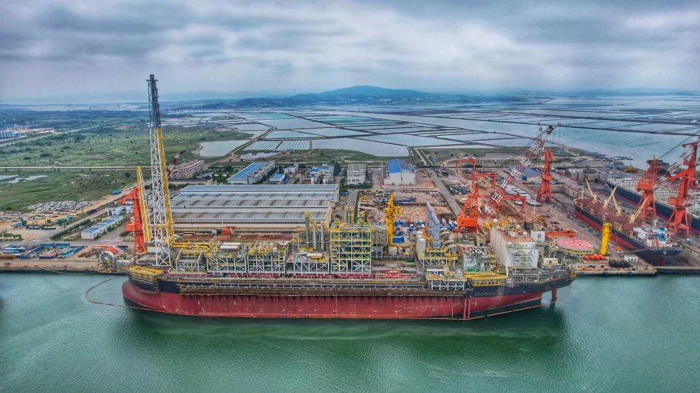 大船長興完成FPSO MV33項目2S和3S模塊吊裝任務
