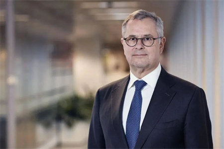 班輪公司CEO年薪曝光！究竟一年賺多少錢？