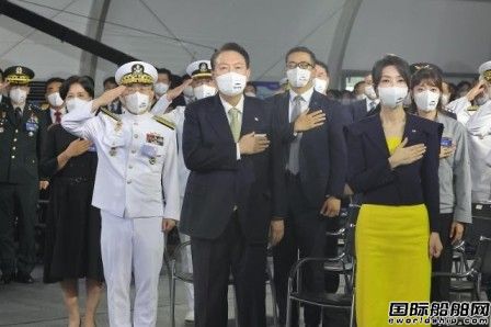 現代重工建造新一代宙斯盾驅逐艦首艦下水