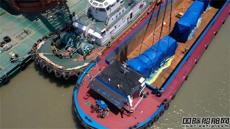 上海中遠海運重工FSRU改裝項目三臺雙燃料發電機順利就位