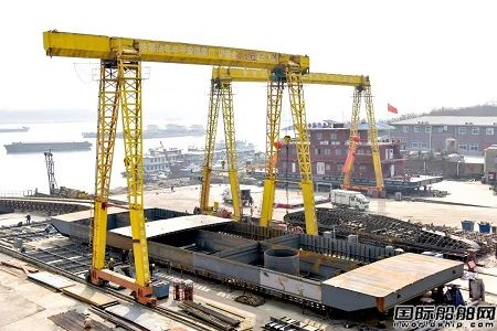 三江東順船業一艘46米試驗平臺開建