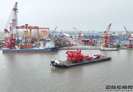南通振華重裝完成中交海峰4000T起重機項目三大件順利發運