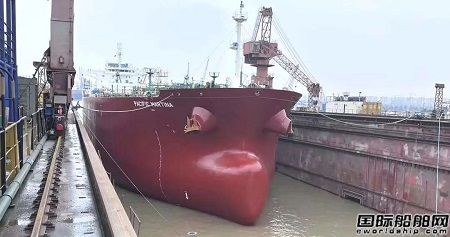 上海中遠海運重工完成“瑪蒂娜”輪脫硫改造順利啟航