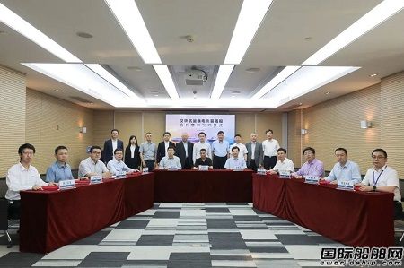 9家企業(yè)攜手！漢唐航運換電集裝箱船項目合作意向書在滬簽約