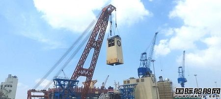 4艘船1173T！上海中遠海運重工吊裝作業再攀新高