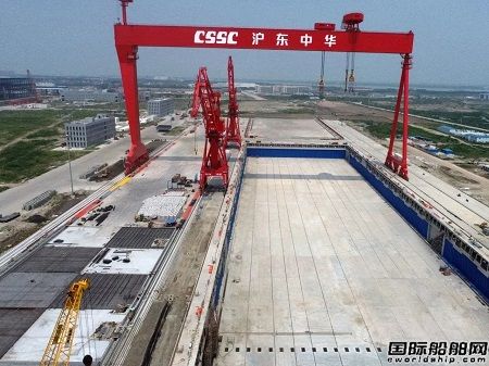 中船長興造船基地二期工程2號船塢項目交付使用