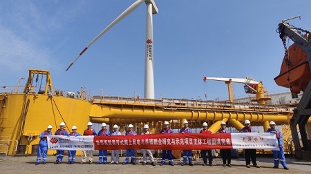 龍源振華總包全球首個漂浮式風光漁融合項目“國能共享號”平臺主體完工