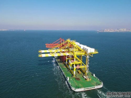 新年首發！海西重機2臺卸船機和2臺岸橋同船發運