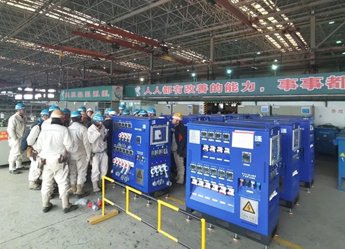 威海重工科技首批定制款快插式智能供電系統順利交付