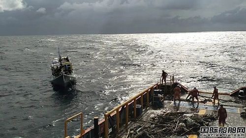 緊急救援！“海洋石油718”號海外營救13人