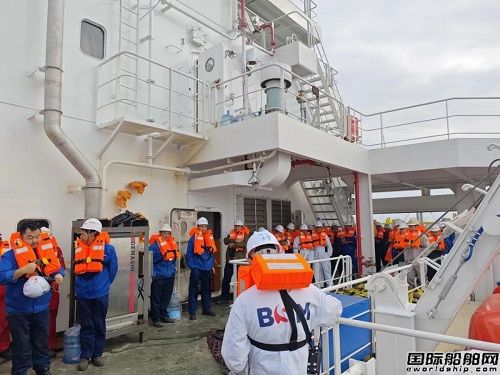 還是這家船廠！挪威船王重返大型散貨船市場簽訂首單