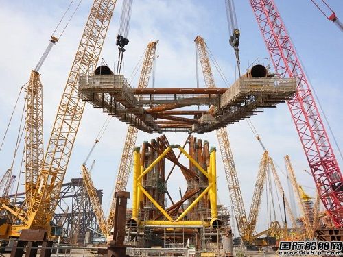 海油工程承建兩座無人智能平臺主體結構完工