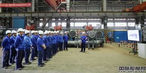 外高橋造船阿芙拉型油船機艙單元三維模型首次走進車間