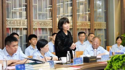 上海現(xiàn)代服務(wù)業(yè)聯(lián)合會專家蒞臨邦得集團調(diào)研交流