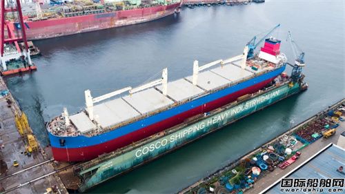大連中遠海運重工完成77000噸多用途紙漿船多項目重要節點