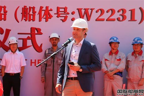 蕪湖造船廠為德國船東建造14600噸重吊船首制船下水