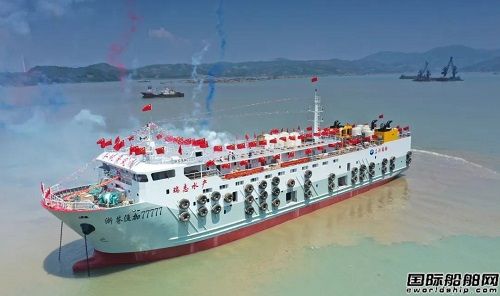立新船舶為瑞志水產建造81.8米冷藏漁業加工船順利吉水
