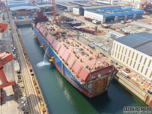大連造船建造招商輪船LNG船2號船完成壓載艙強度試驗