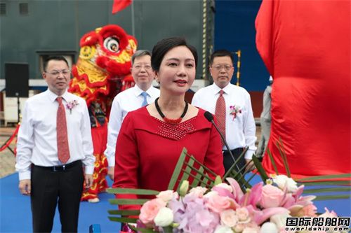 提前半年!廣船國際交付中信金租首艘雙燃料汽車運輸船