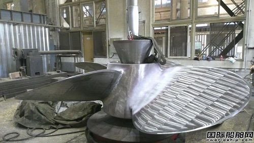 大連船推自主制造3.6米整體式不銹鋼螺旋槳通過(guò)CCS驗(yàn)收