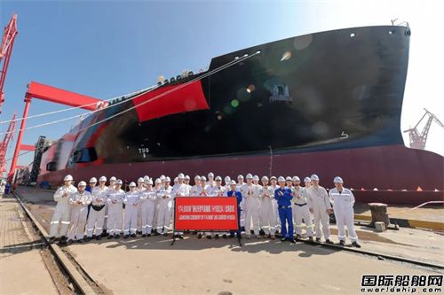 滬東中華再現第五代LNG船同日“雙龍探海”盛況