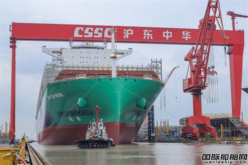 滬東中華建造全球首艘24000TEU雙燃料船提前10天出塢