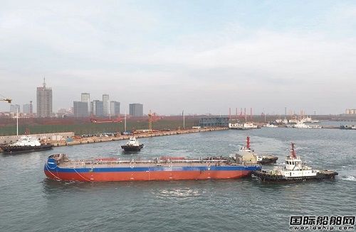 港達船舶重工兩艘國外化學品船下水