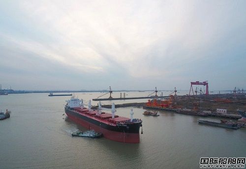 海通海洋一艘63500噸散貨船試航歸來
