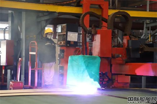 長宏國際為Pro Tanker建造11.5萬噸成品油船開工