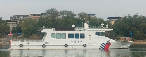 我國首艘“純電動力+直翼舵槳”公務船為安全綠色漓江保駕護航