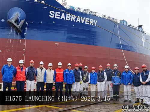 出塢、下塢!外高橋造船阿芙拉型油船建造節點連連