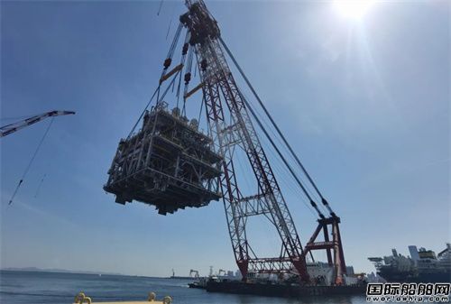 大連造船FPSO-10項目六大模塊吊裝任務圓滿收官