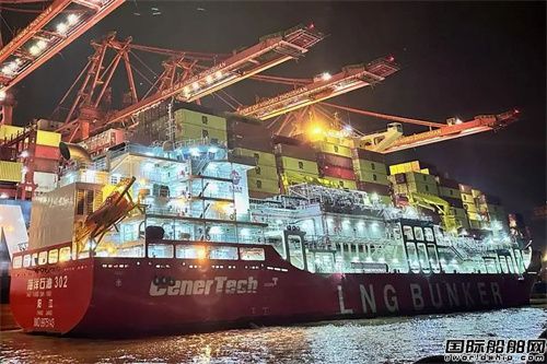 “海洋石油302”LNG加注量突破10萬立方米