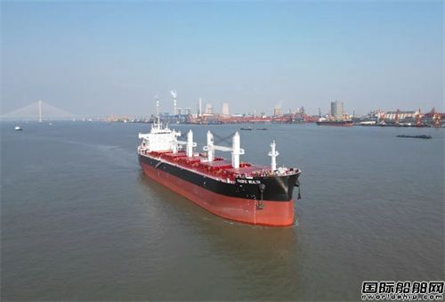 江蘇海通交付浙江海運新加坡公司63500噸散貨船